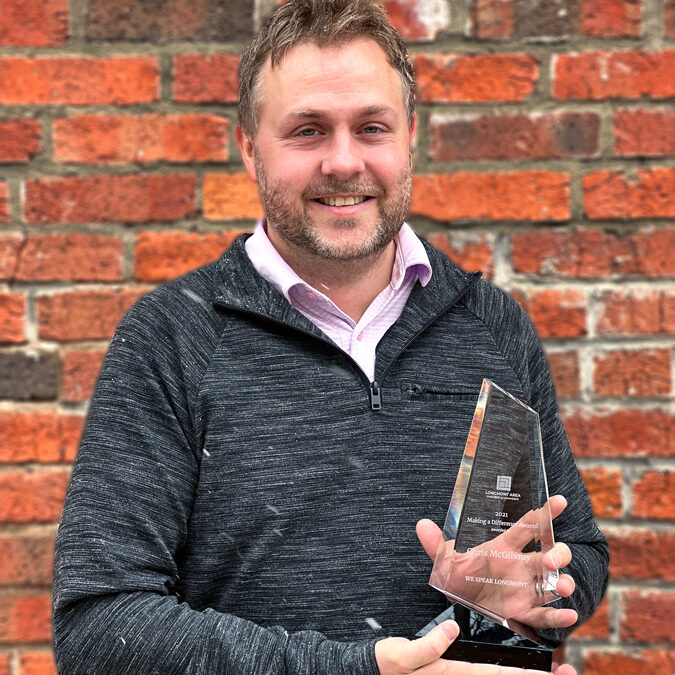 Chris McGilvray receives “Making a Difference” award